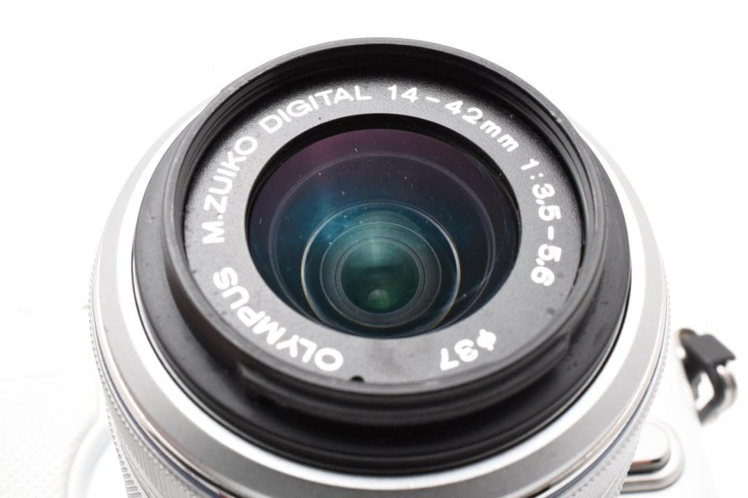 ★美品★OLYMPUS PEN Lite E-PL6 ケース SDカード付