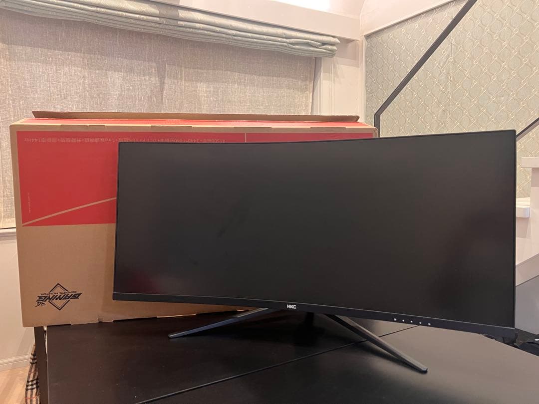 HGC 34インチ VA 144Hzディスプレイ 3440x1440