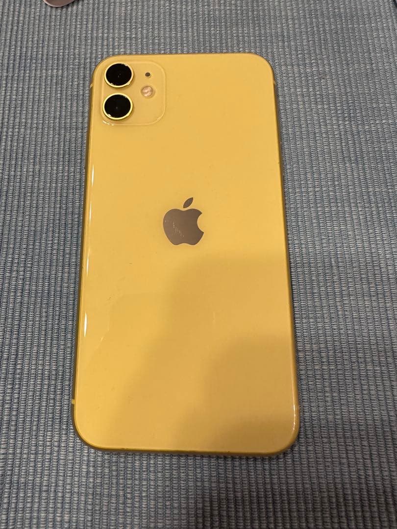 iPhone11 64GB イエロー