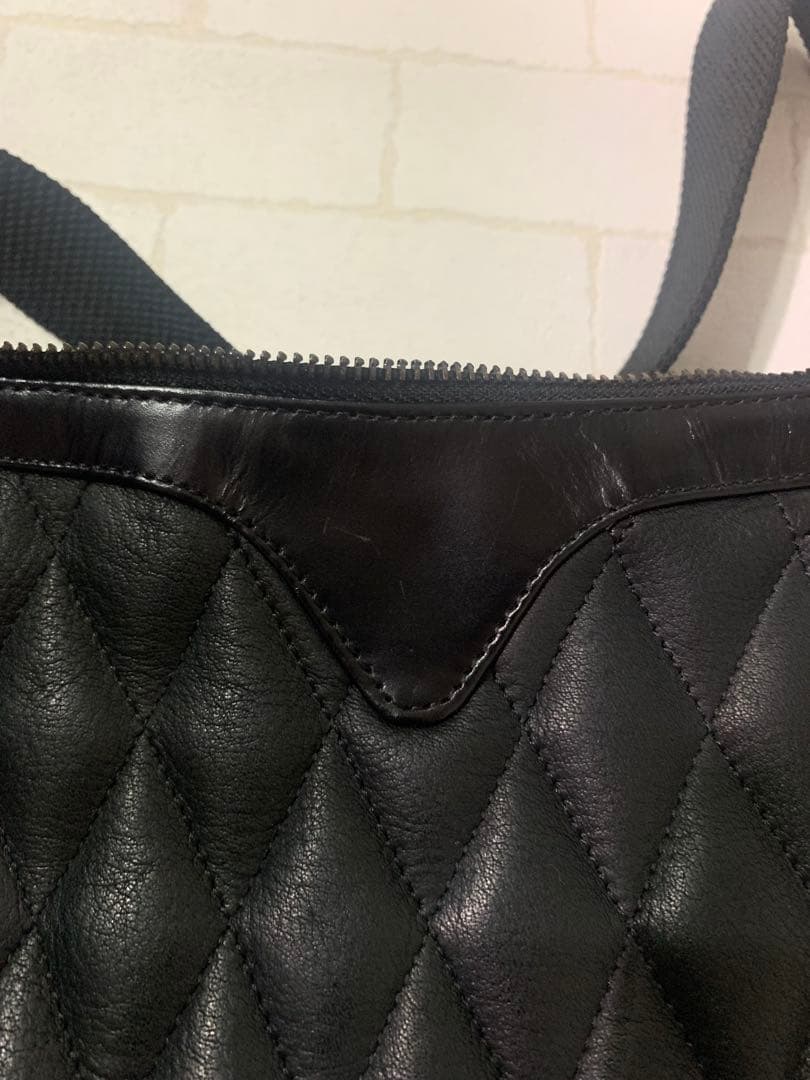 超美品✨DAYSART レザー ボディバッグ キルティング