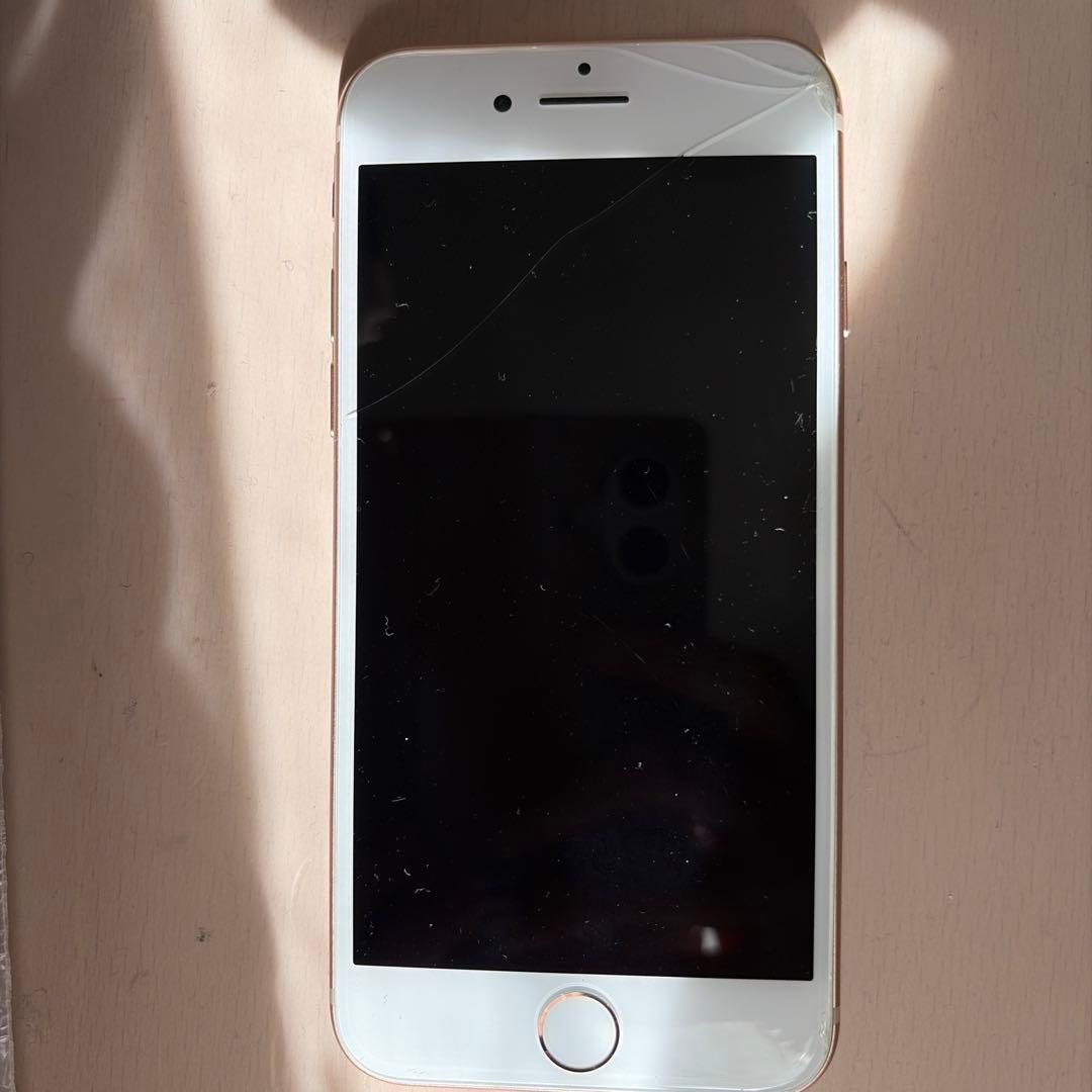 iPhone8 本体　ローズゴールド64GB