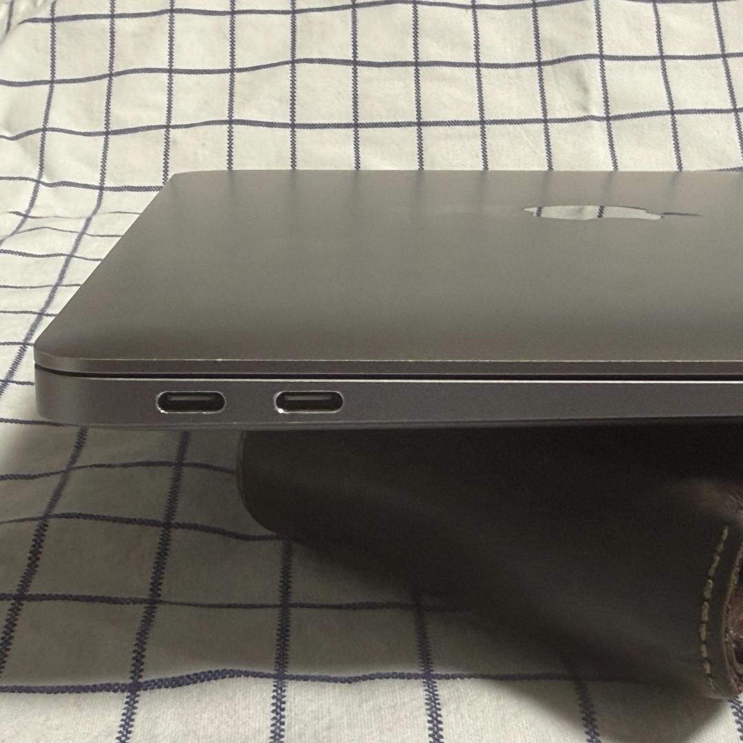 MacBook Air 13-inch M1 16GB 1TB USキーボード