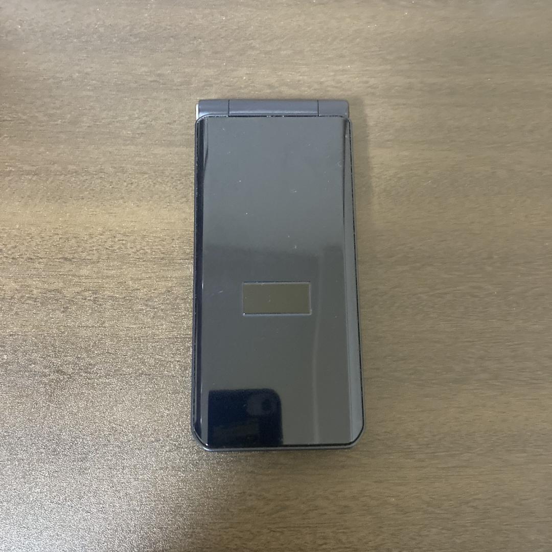 【美品】FUJITSU arrowsケータイベーシック F-41C docomo