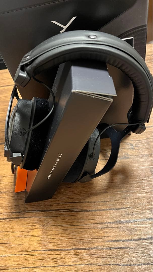 ヘッドホン beyerdynamic DT 990 PRO LIMITED EDITION