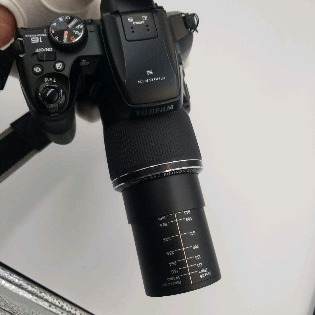 【美品】FUJIFILM　ファインピクス　一眼レフ　デジカメ　望遠　電池式