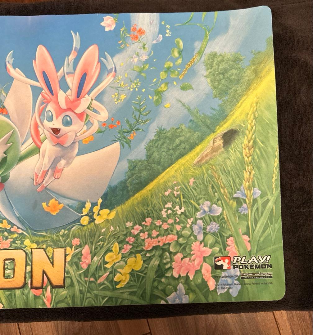 ポケモンカード サーナイト ニンフィア CHAMPION 海外 プレイマット