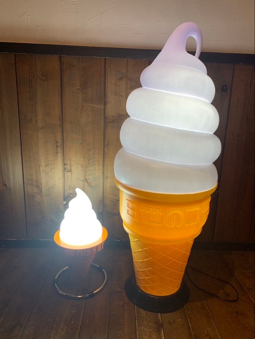 【ほぼ未使用】ニッセイ NISSEIソフトクリームディスプレイ 照明 ランプ