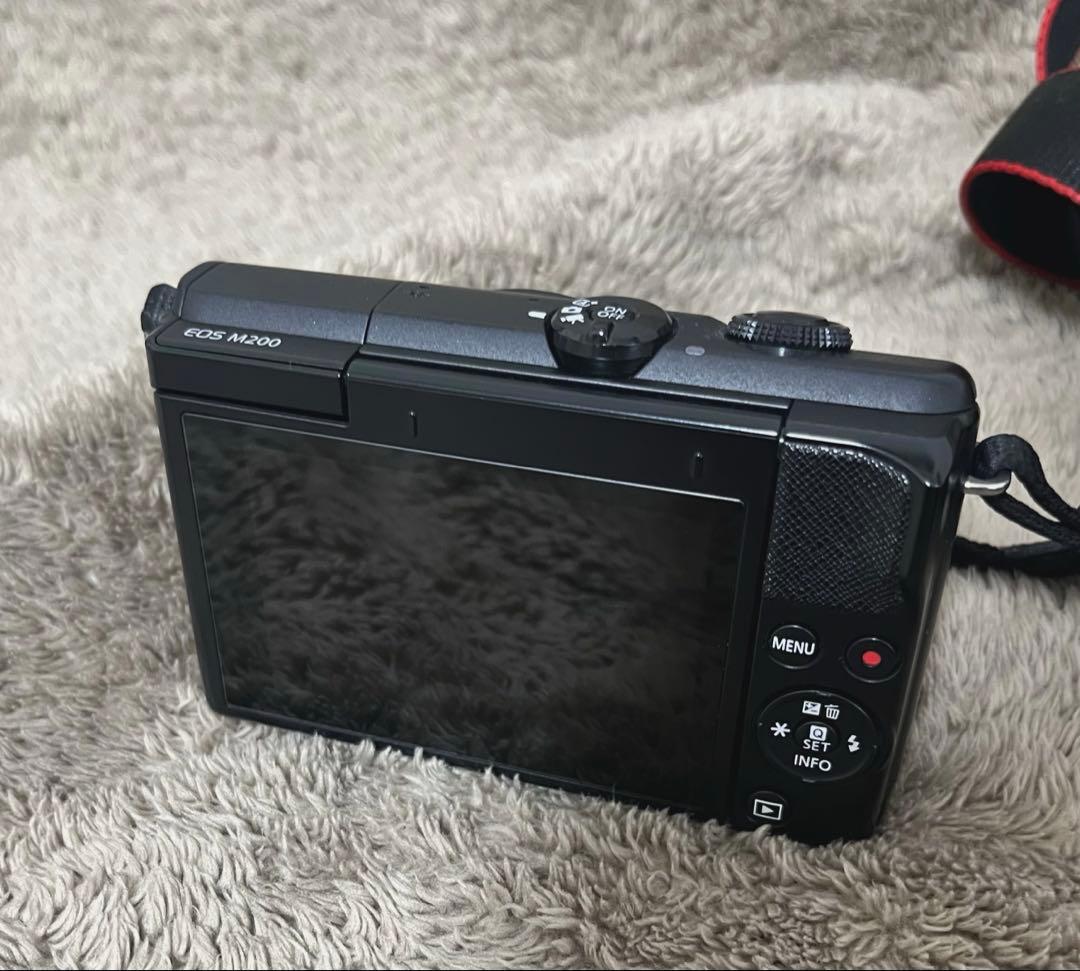 デジタルカメラ Canon EOS M200