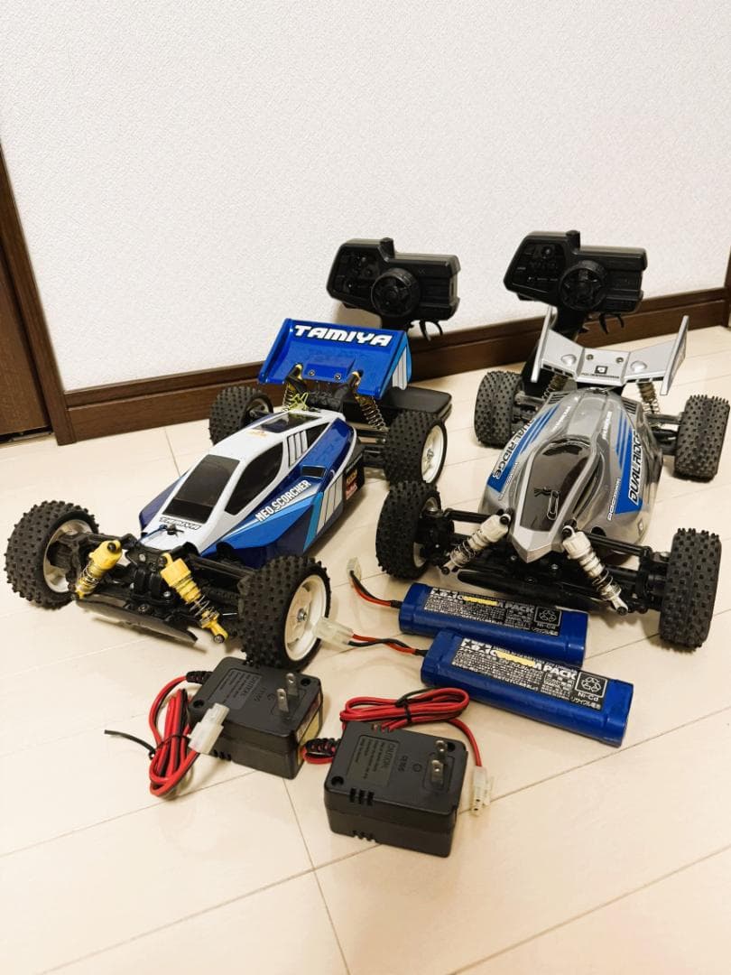 タミヤ ネオスコーチャー&デュアルリッジ ２台セット・予備バッテリー
