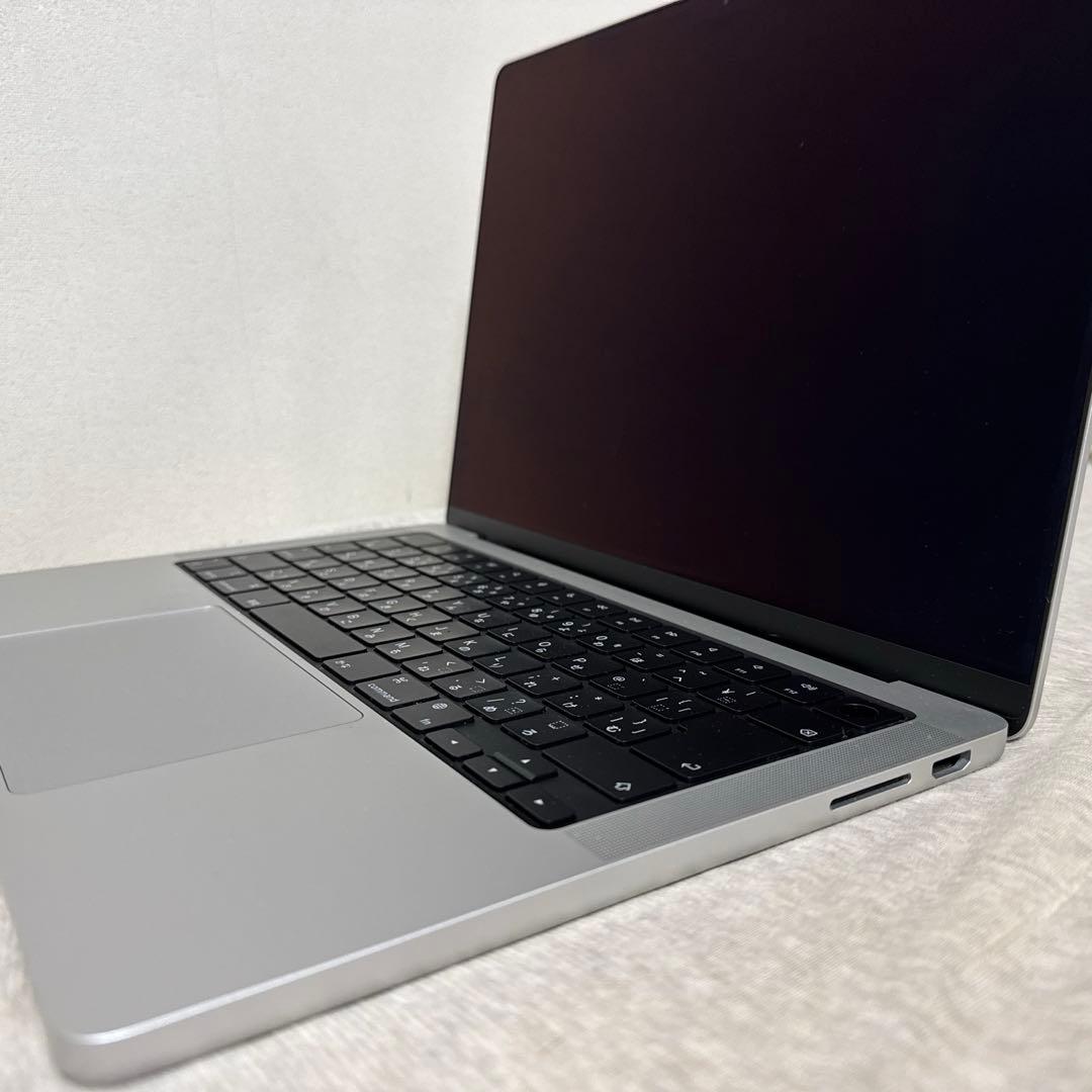 MacBook Pro 14インチ