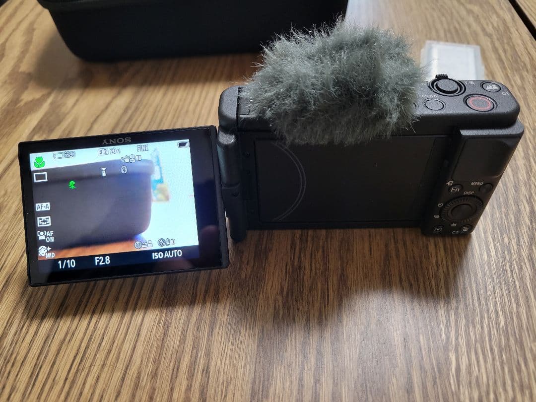 ＾＾　SONY VLOGCAM ZV-1 シューティンググリップバッテリー