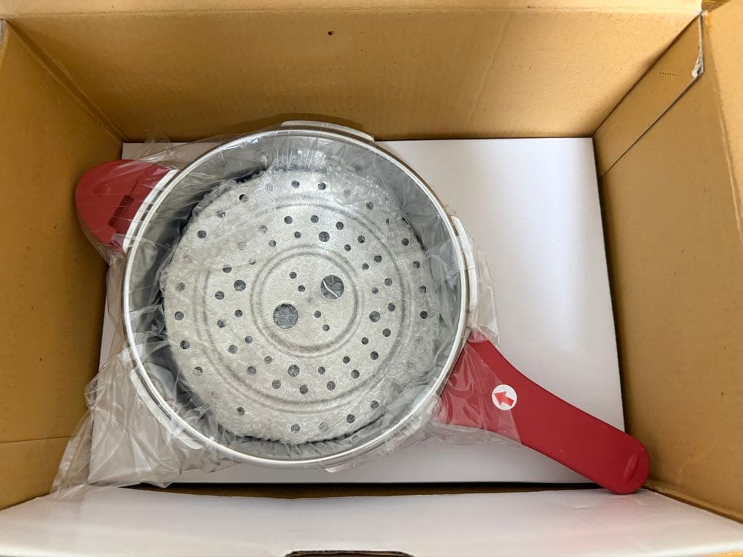 【新品未使用】松居一代 プロデュース圧力鍋3.0L Magic Cooking