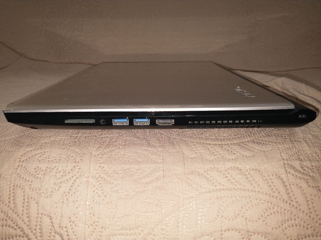 dynabook T75 Windows10 / ACアダプター付