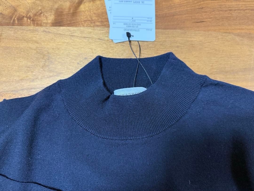 ストラスブルゴ　ウールモックネック　ネイビー　新品未使用