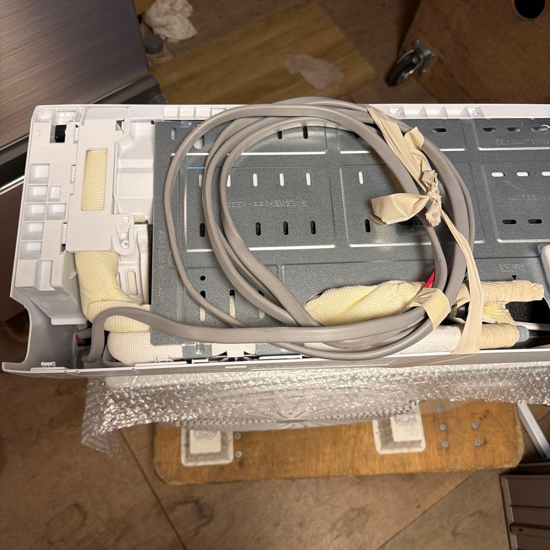 RIAIR エアコン 本体. YHA-S22R-W 2025年式