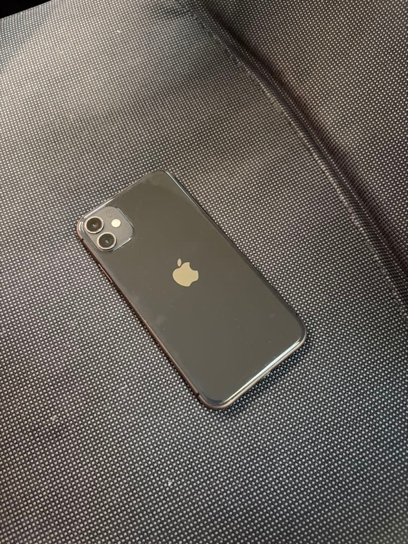 iPhone 11 256GB ブラック SIMフリー 初期化済 おまけケース付