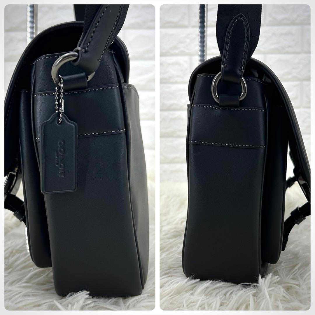 コーチ　coach メッセンジャーバッグ　レザーバッグ　黒　ブラック　ショルダー