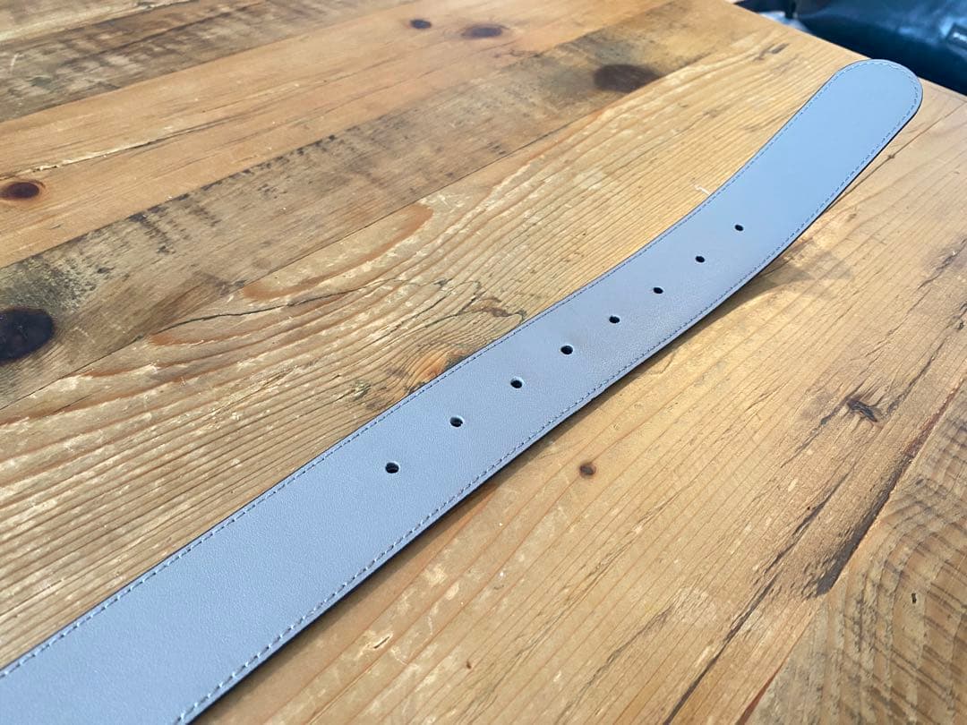 GUCCI グレー レザー ベルト ダブルGロゴ