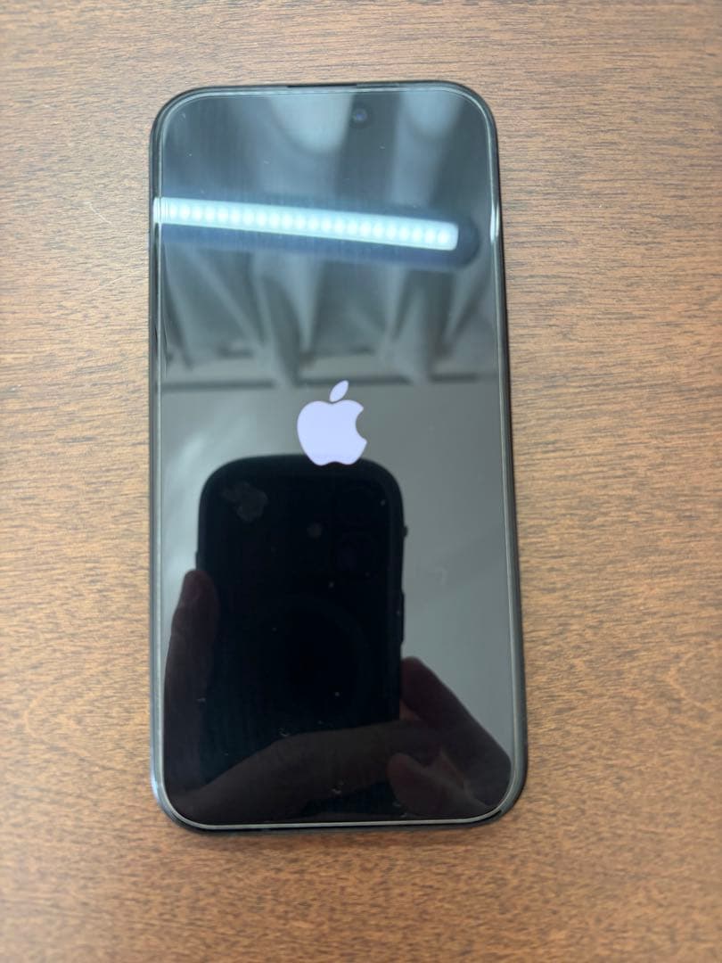 Apple iPhone 15 Pro 256G 本体 iFace ケース付き