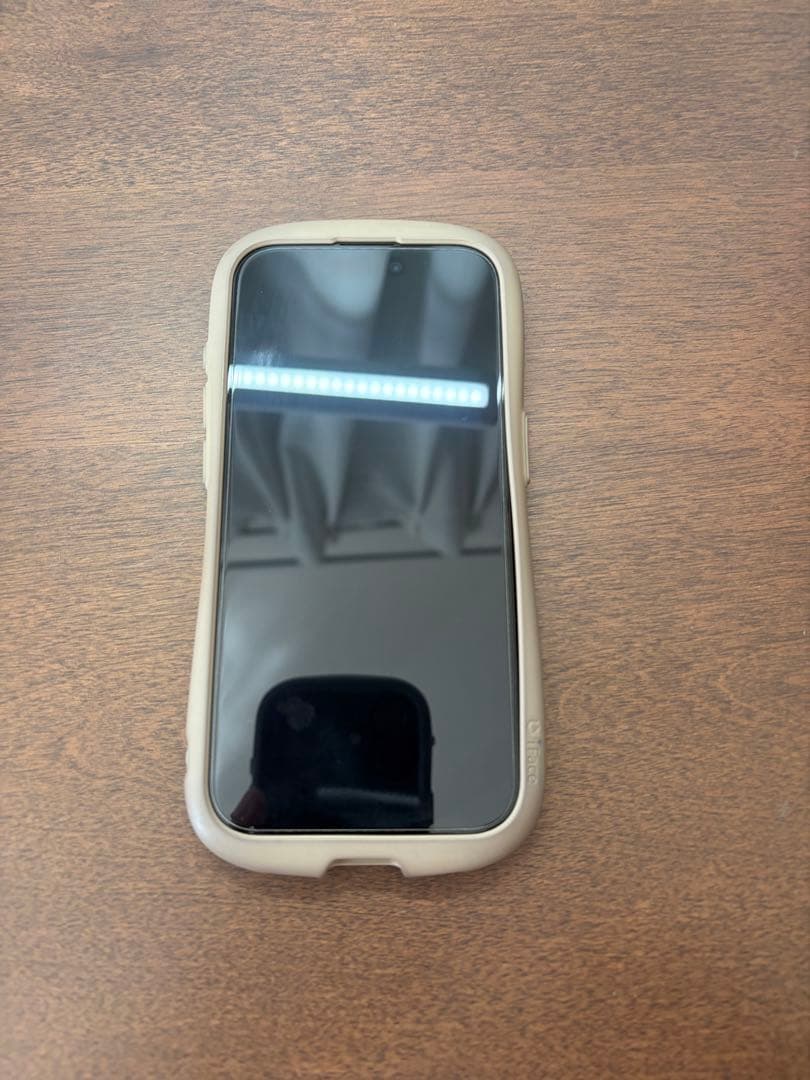 Apple iPhone 15 Pro 256G 本体 iFace ケース付き