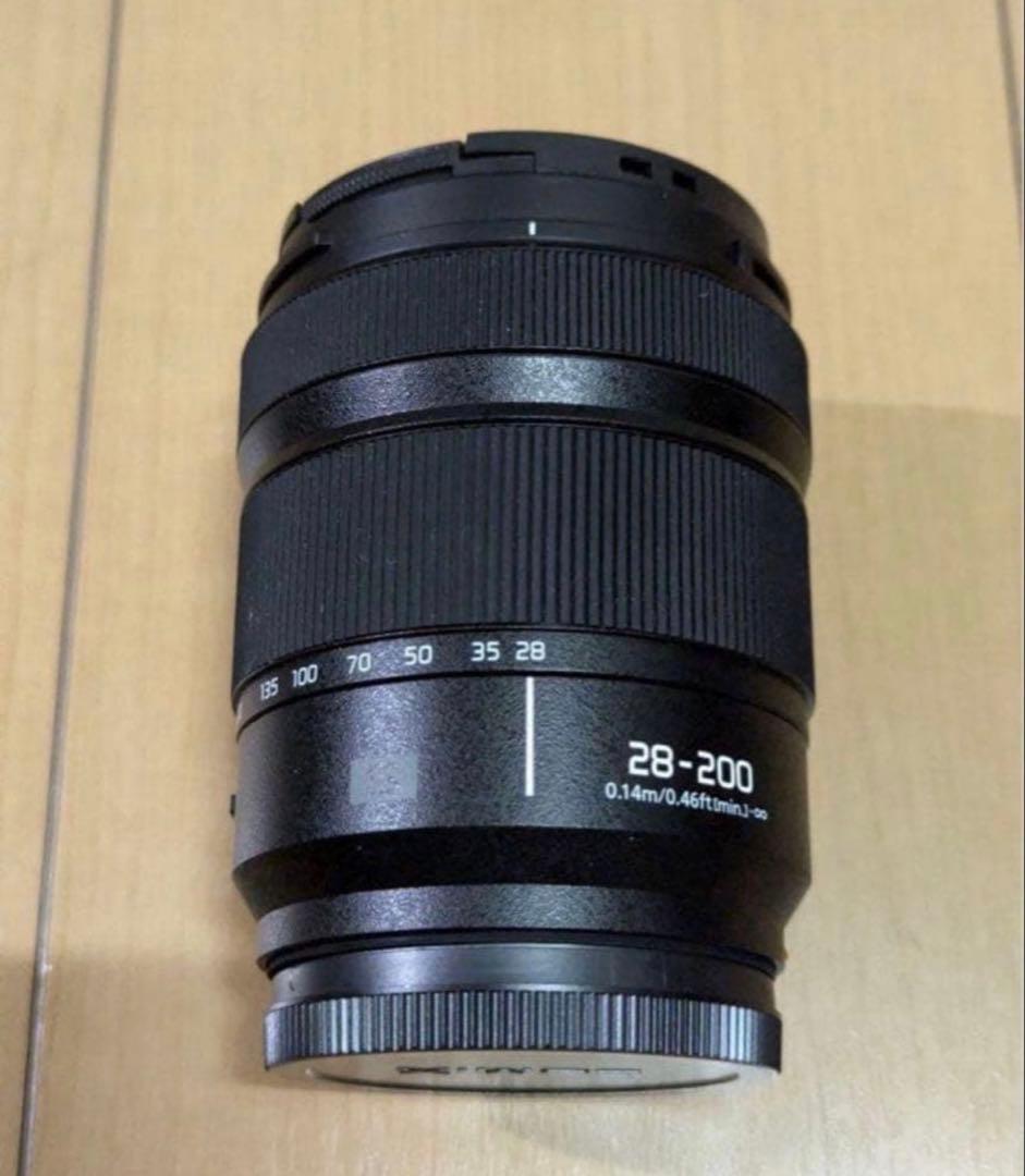 デジタルカメラ Panasonic LUMIX S 28-200mm