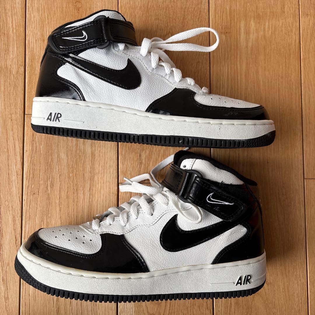 NIKE AIR FORCE 1 MID B 未使用品