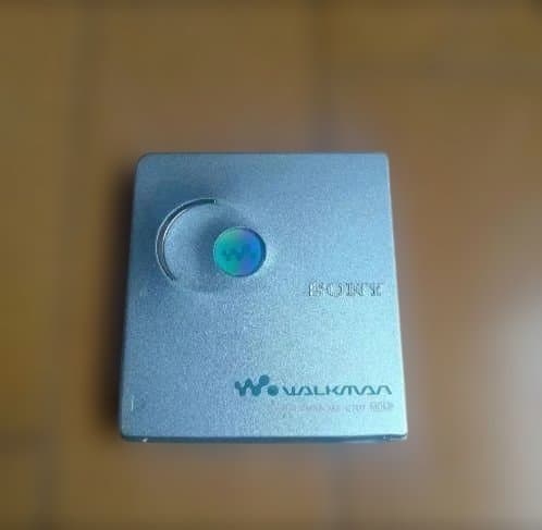 完品 SONY ポータブルMDプレーヤー MZ-E707