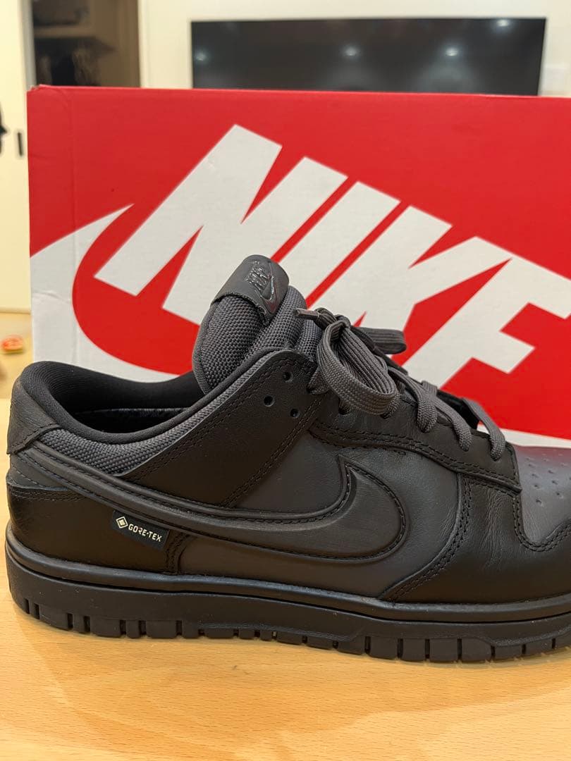 【即購入OK】NIKE ダンク GORE-TEX 黒 26cm 箱付 美品