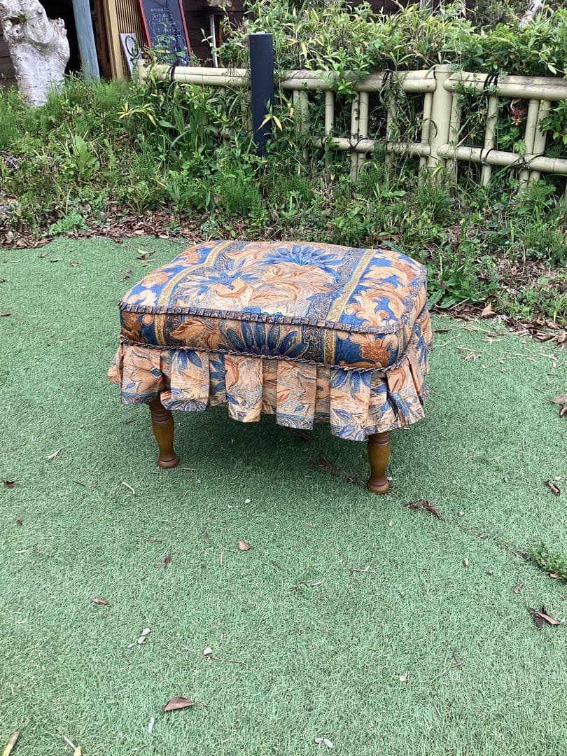 飛騨家具　キツツキマーク　穂高シリーズ オットマン　スツール