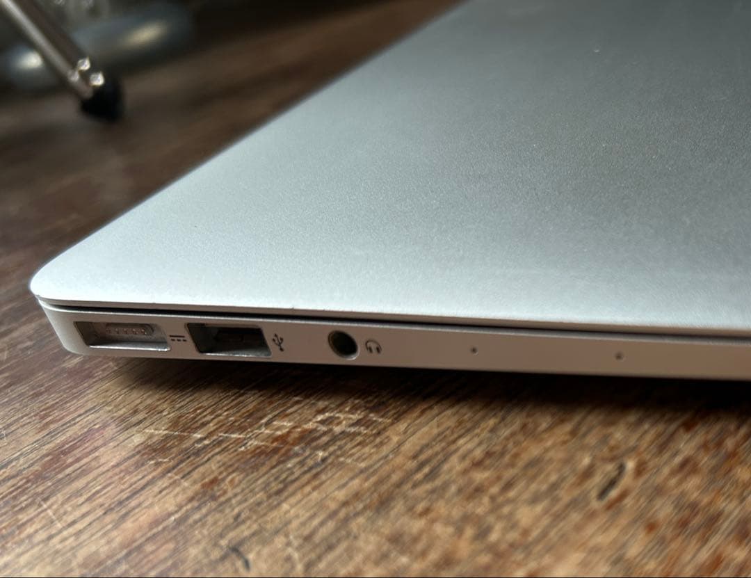 （ジャンク）Apple MacBook Air 2017