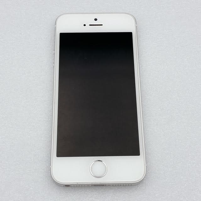【概ね美品】iPhone SE 64GB SIMフリー シルバー