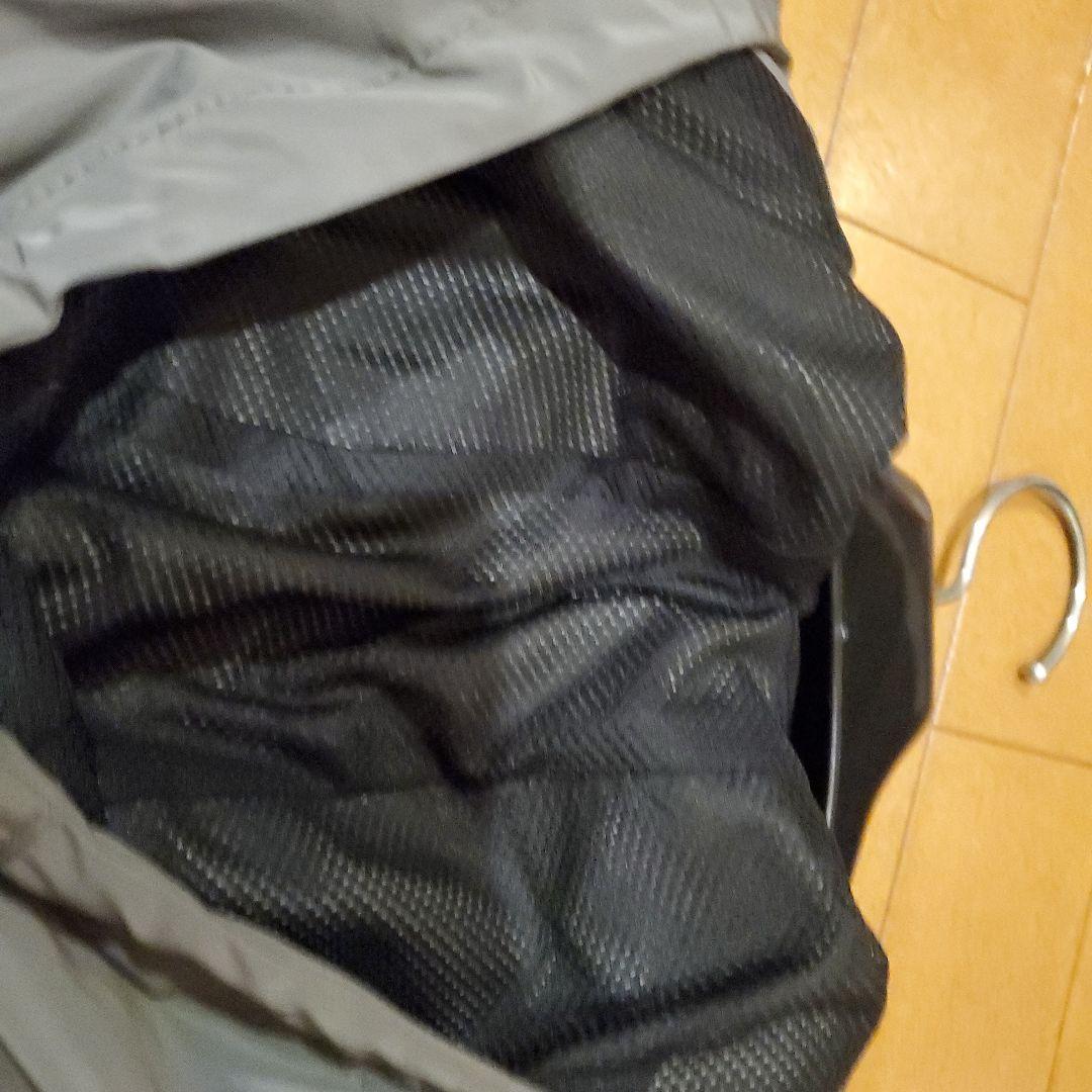 ナイロンジャケット グレー/ブラック/ホワイト