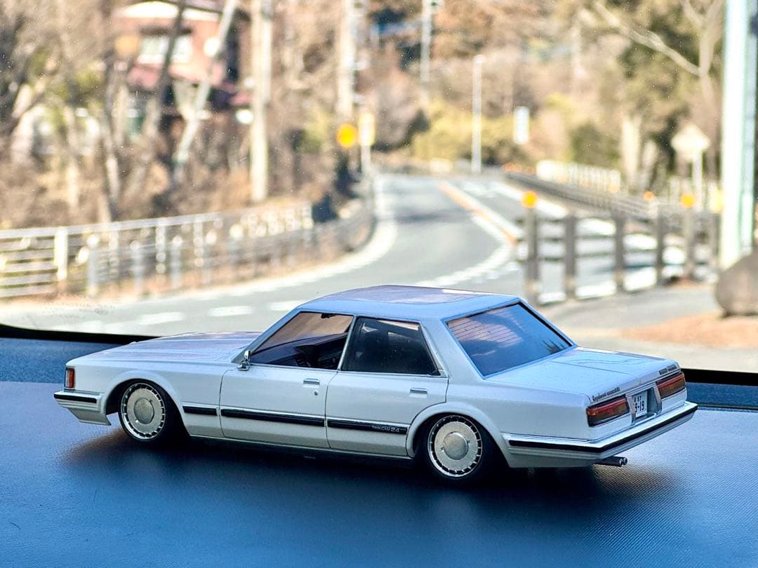 【完成品】フジミ•GX61 クレスタ インチアップハの字箱絵 新型シャーシVer