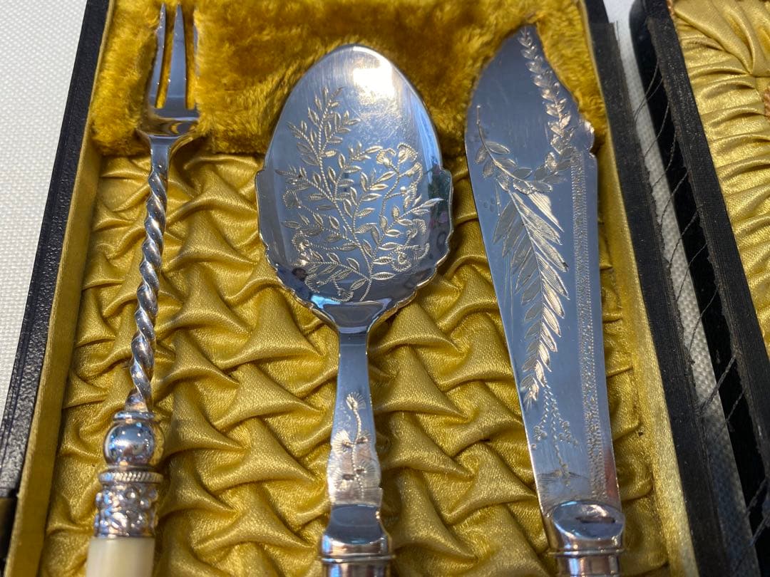 アンティーク　ヨーロッパ カトラリー3点セット