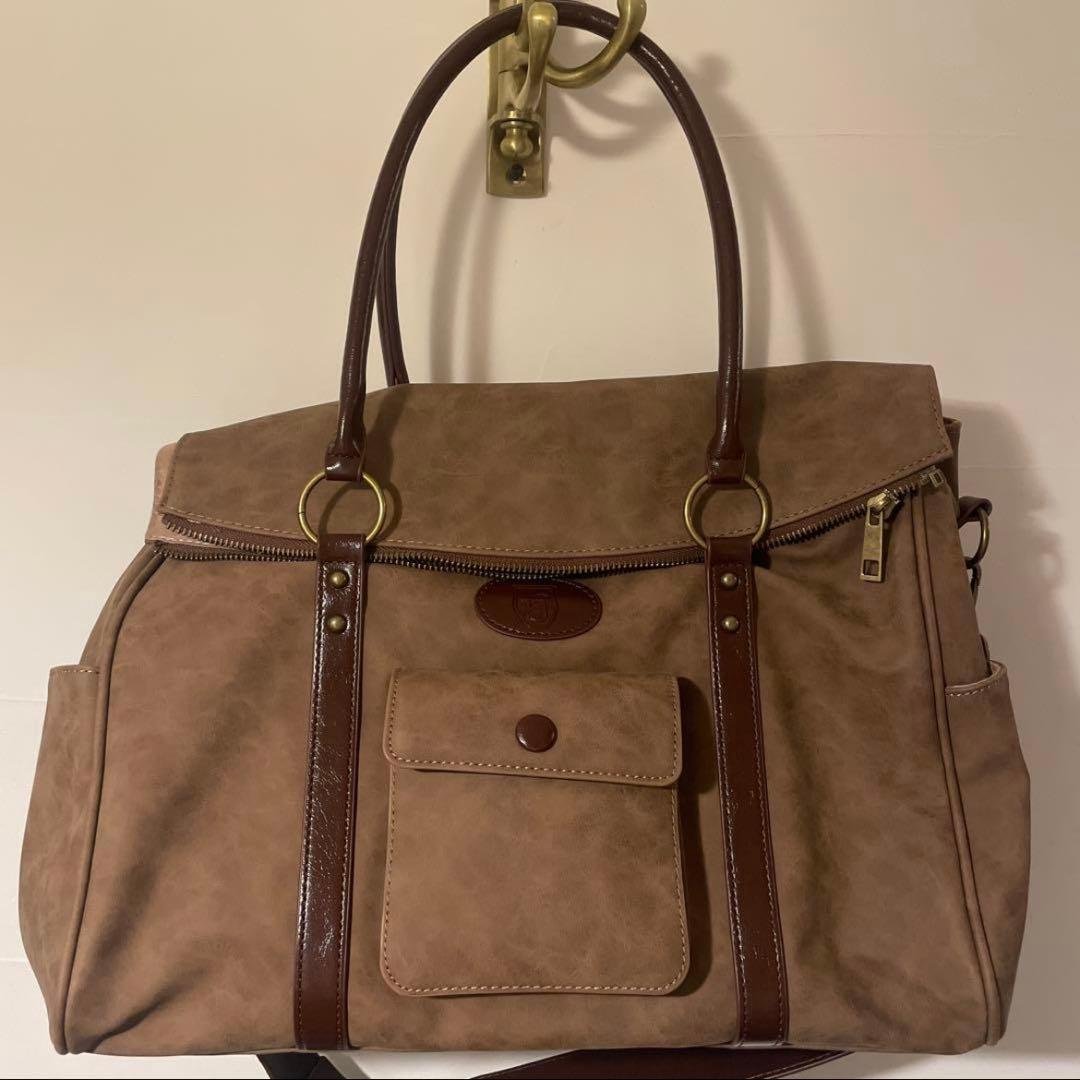 TINA：JOJUN ショルダー付き トラベルバッグ