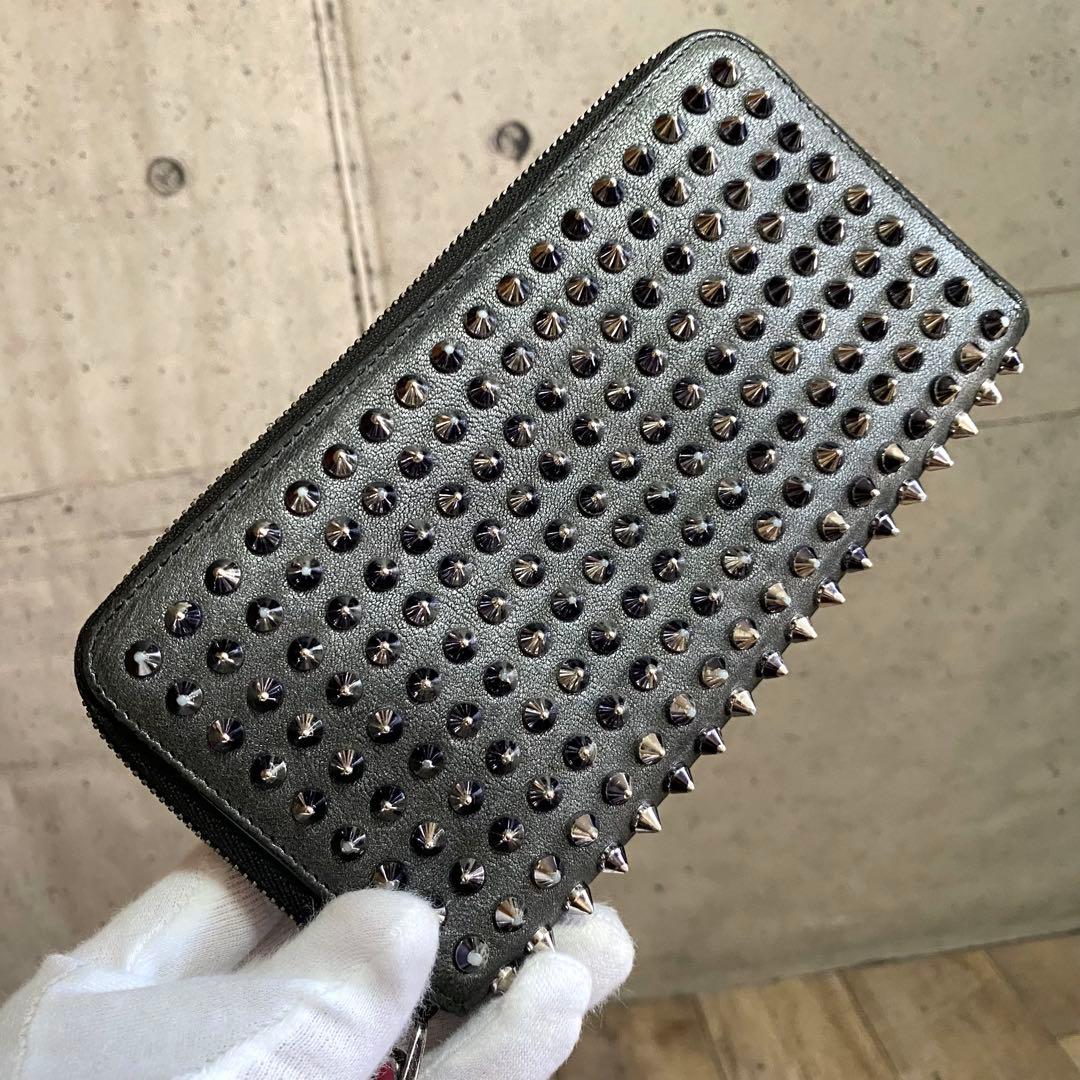 正規品☆クリスチャンルブタン スパイクスタッズ 長財布 パネトーネ ガンメタ 黒
