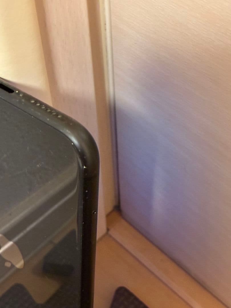 iPhone11 64GB ブラック SIMフリー バッテリー74% 付属品あり