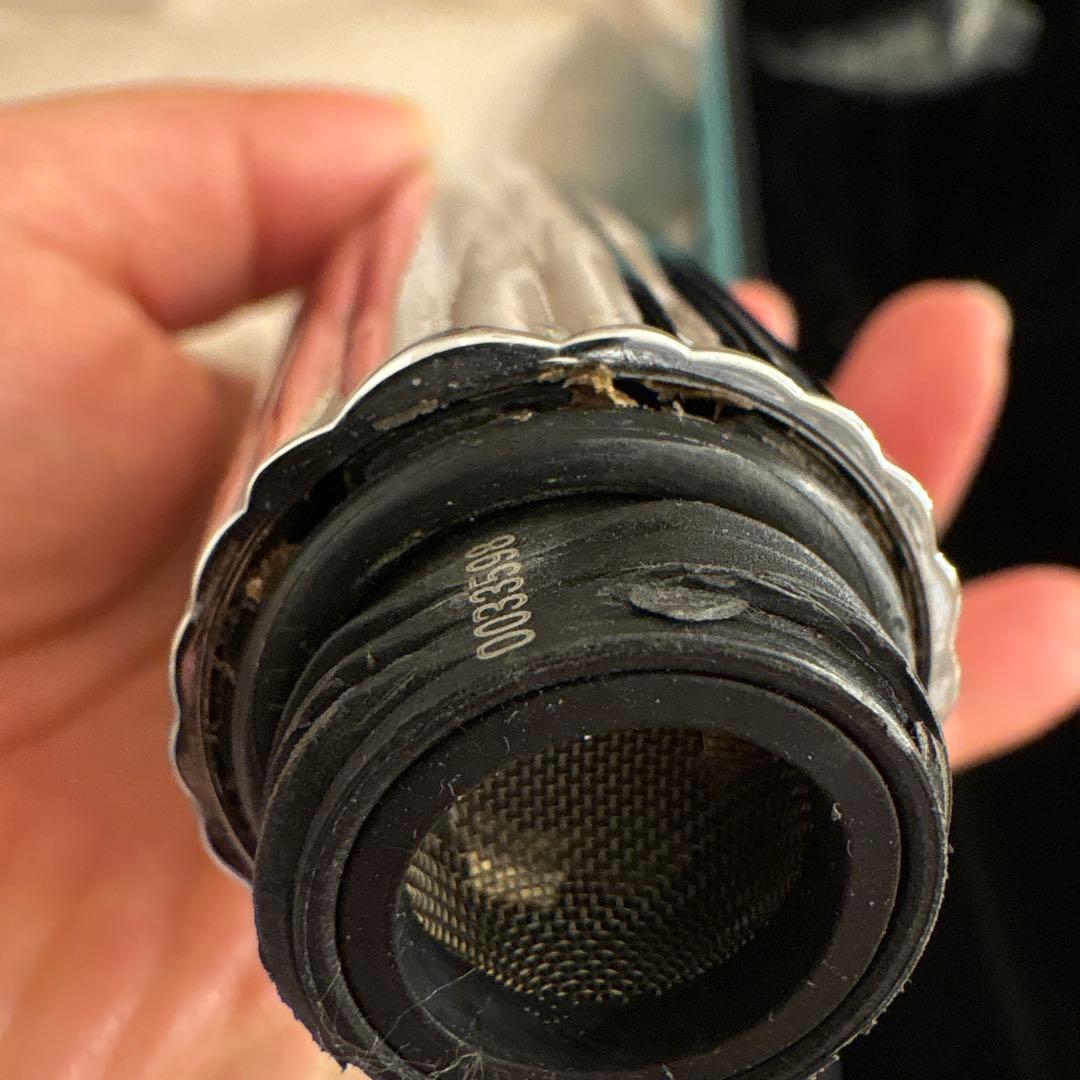 メデュラ超音波アイロン　リファ　ReFa 曲線デザイン シャワーヘッドセット売り