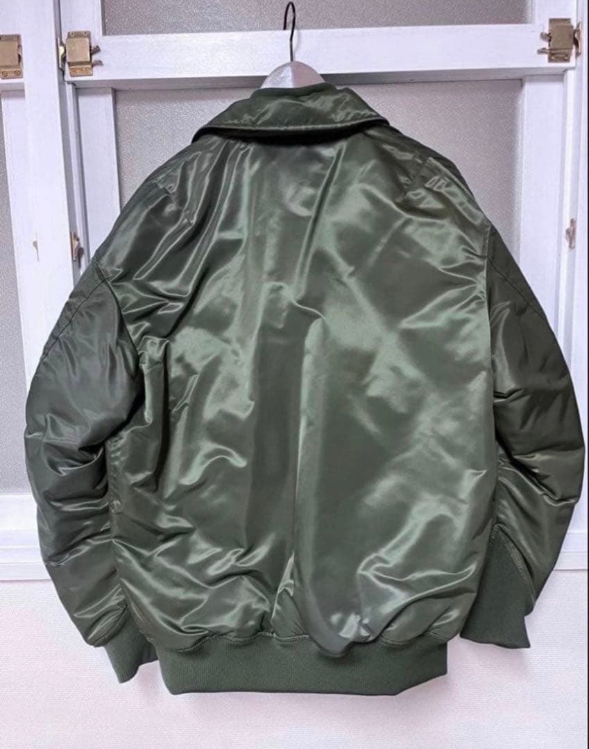 ユニクロ×ジルサンダー ダウンオーバーサイズリブブルゾン