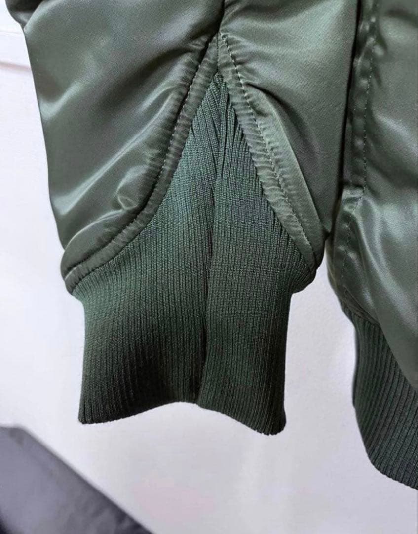 ユニクロ×ジルサンダー ダウンオーバーサイズリブブルゾン