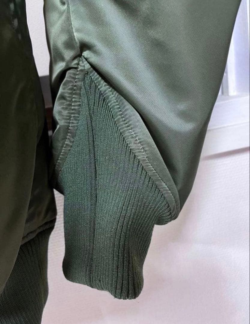 ユニクロ×ジルサンダー ダウンオーバーサイズリブブルゾン