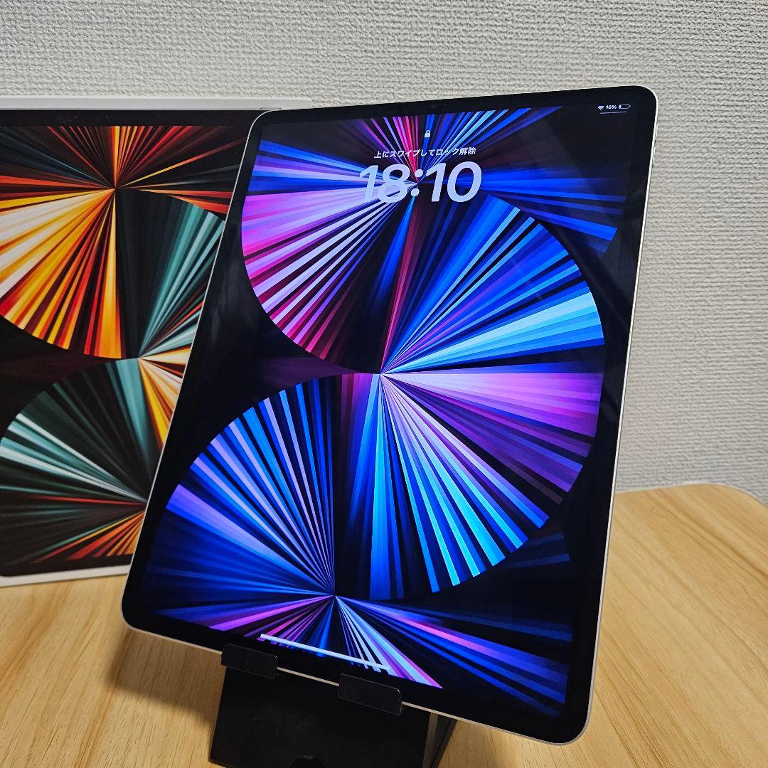 【極美品】ipad pro 第５世代　12.９インチ