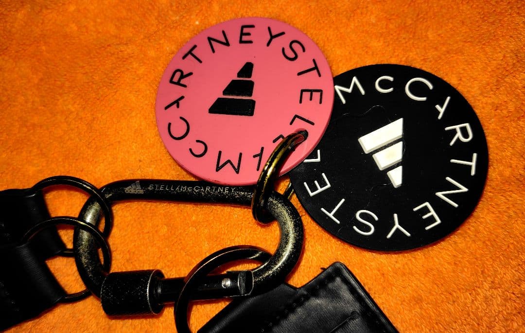 adidas by Stella McCartney ランヤード 黒 ブラック