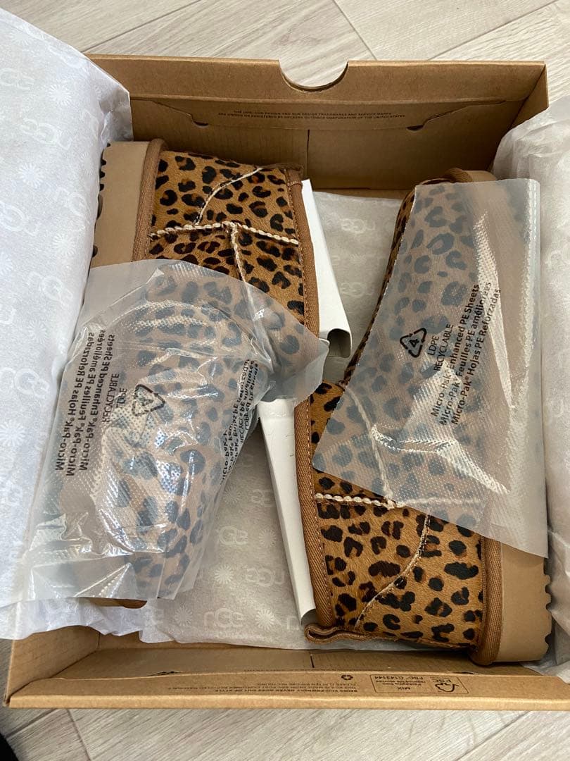 UGG ムートン　ショートブーツ　23センチ