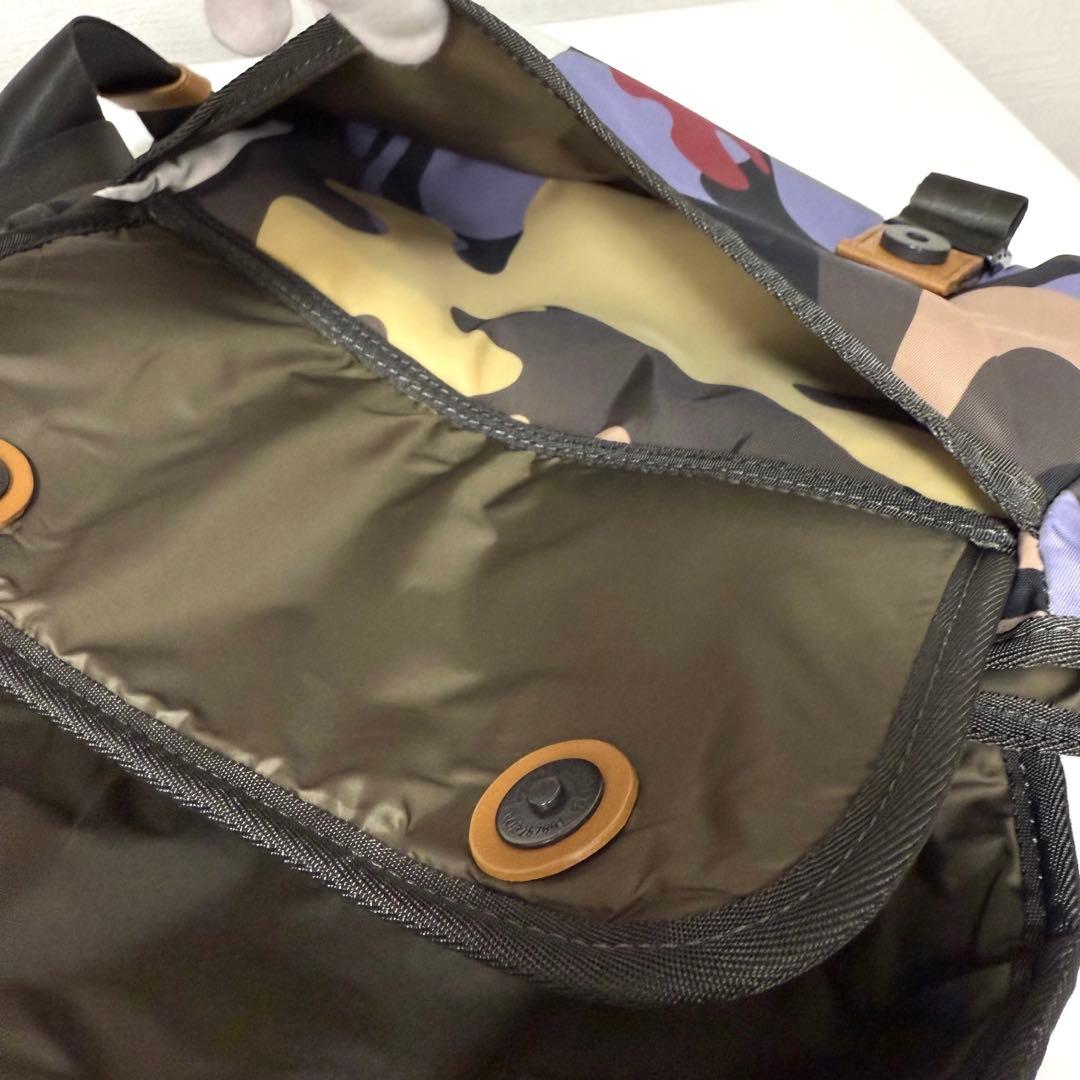 美品 ヴィヴィアンウエストウッド オーブ カモフラ ボディバッグ ユニセックス