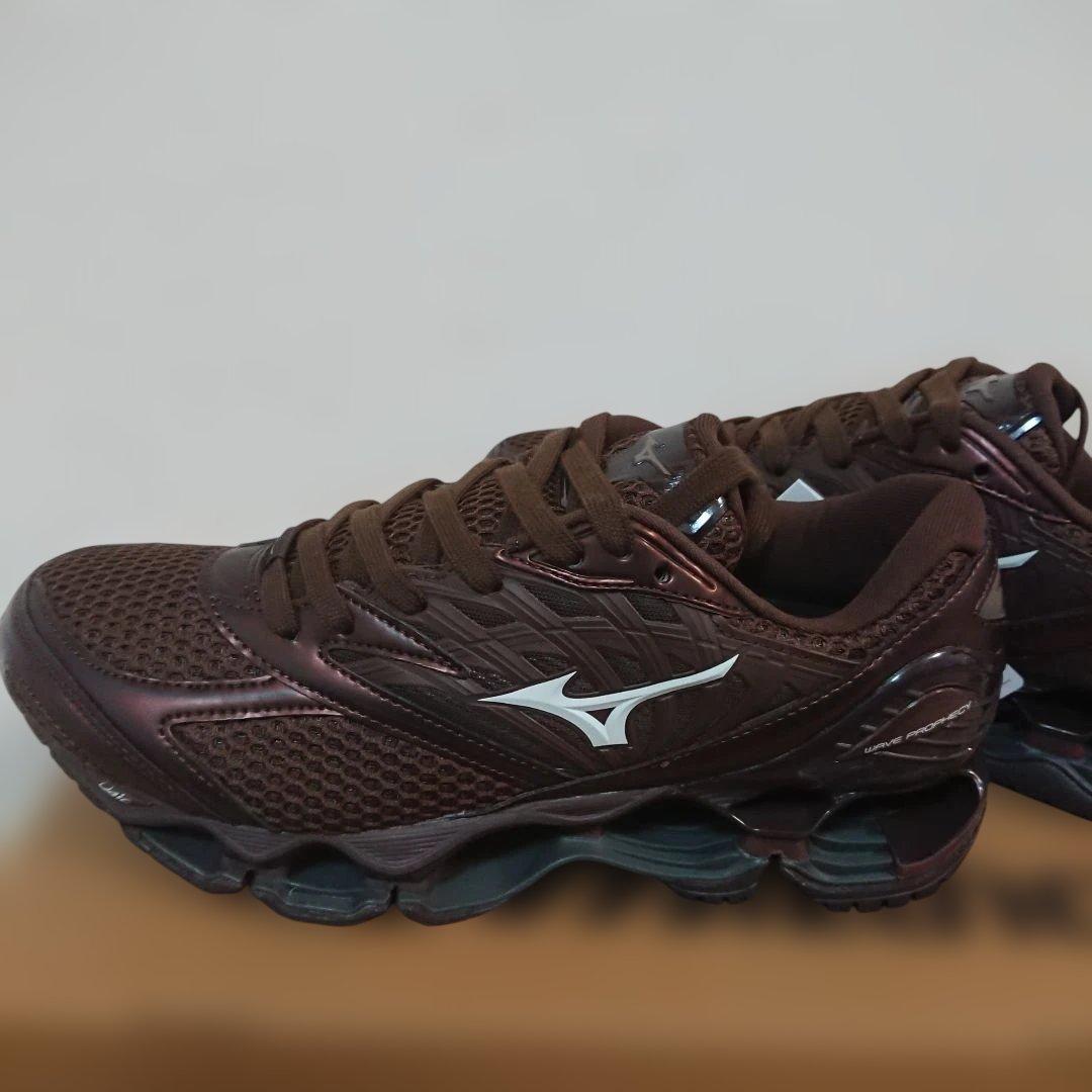 ミズノ ウェーブプロフェシーLSスニーカー