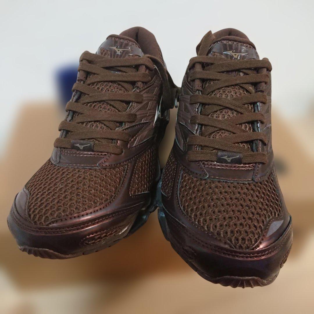 ミズノ ウェーブプロフェシーLSスニーカー