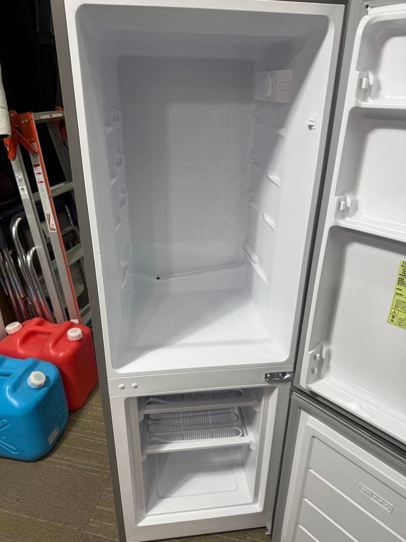 【洗浄消毒作業済】【美品】TCL 173L 冷凍冷蔵庫　F173BFN