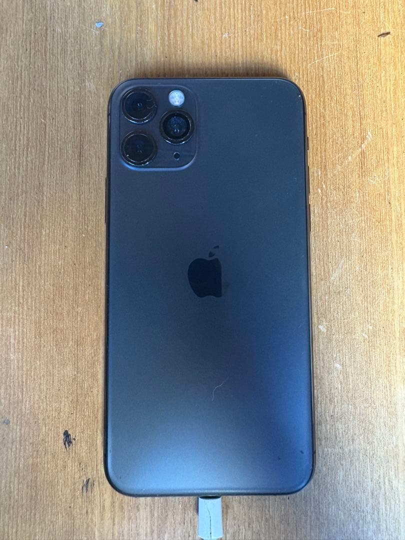 Apple iPhone 11 Pro 256GB ひび割れあり