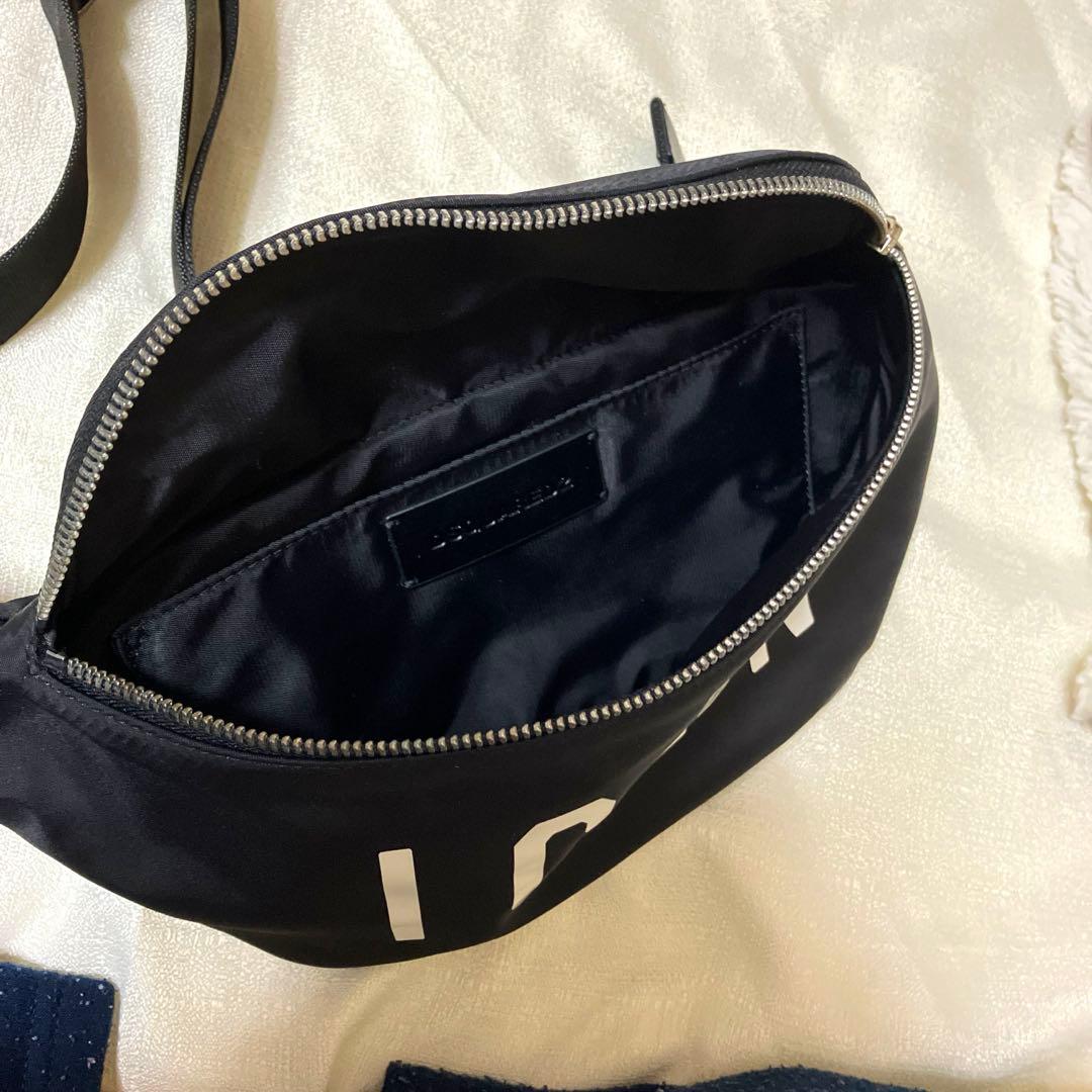 DSQUARED2 ユニセックス ボディバッグ